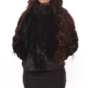 fashion nova - all fur it faux jacket - black - **NEVER WORN**
